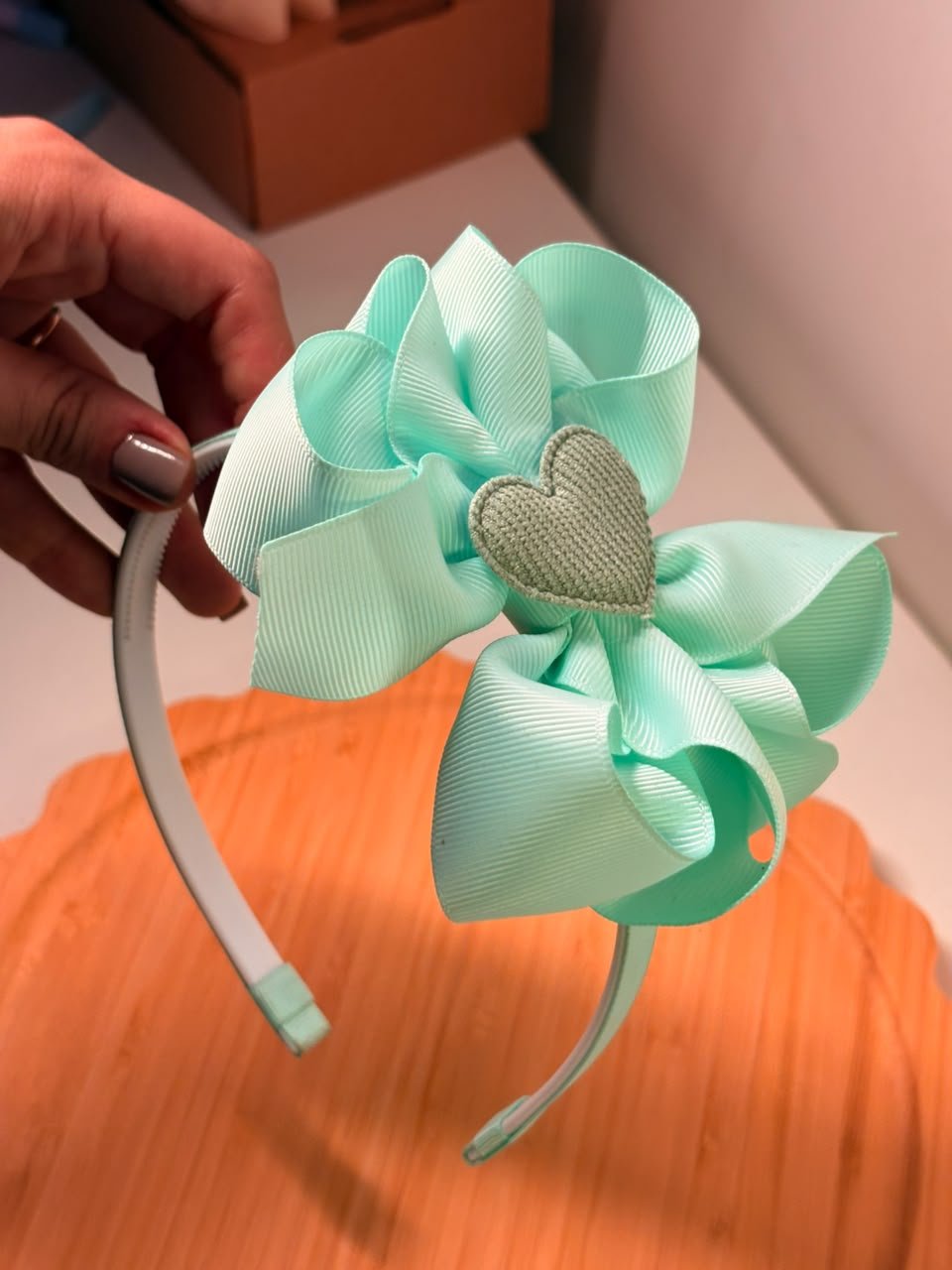 Tiara Com laço G